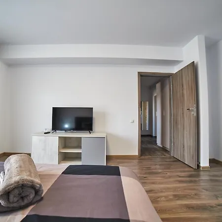 Grey House Апартаменти